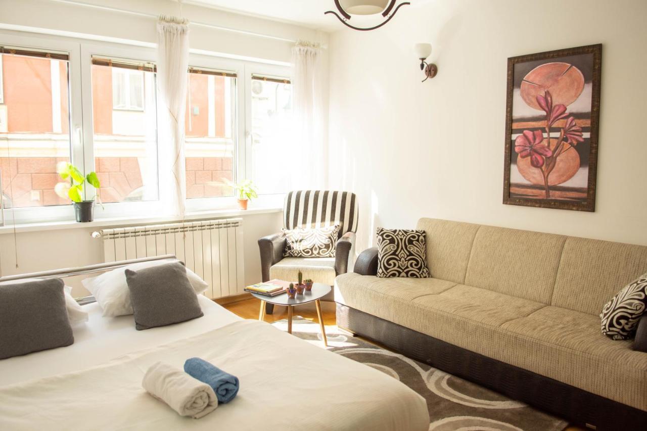 Cute And Cozy Studio With Cathedral View-Excellent Location Сараево Экстерьер фото